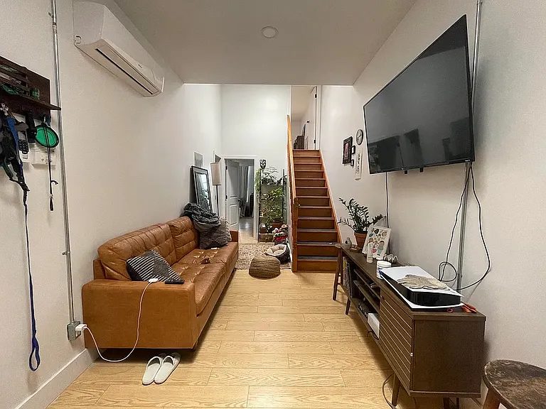 202 Knickerbocker Ave #3L — Photo 3