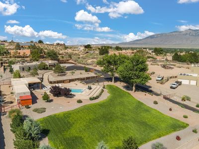 1524 W Meadowlark Ln, Corrales, NM, 87048