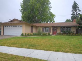 2709 San Lucas Ln, Costa Mesa, CA 92626