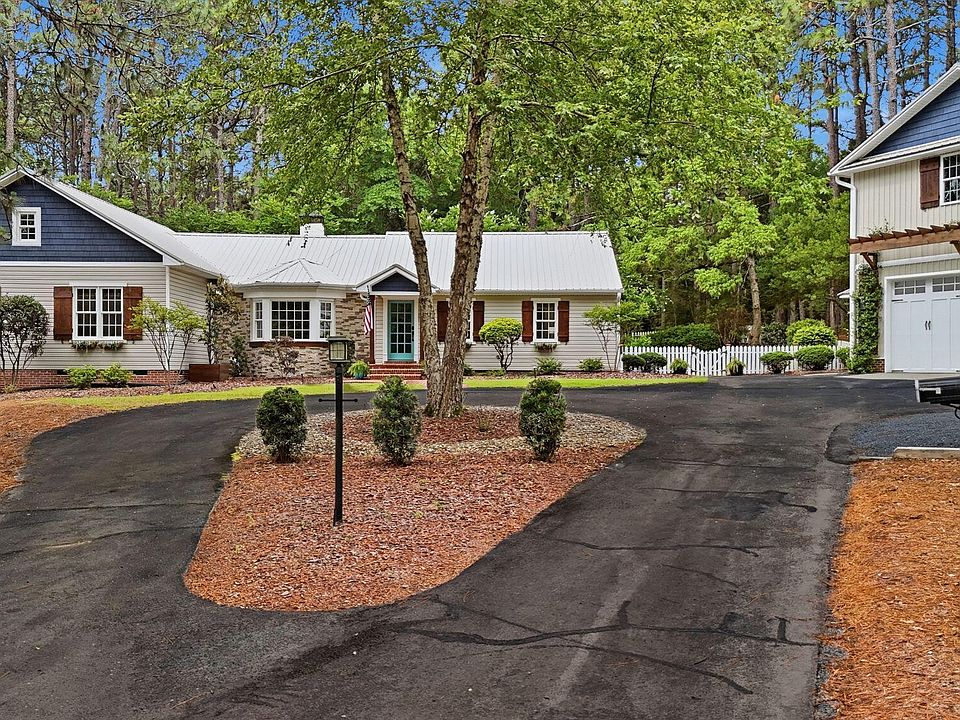1st image of 305 Maples Road