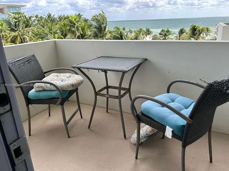 2899 Collins Ave #625 — Photo 7