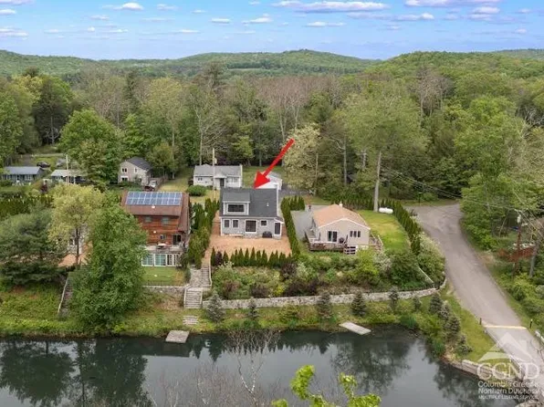 5 Island Drive, Copake, NY 12516