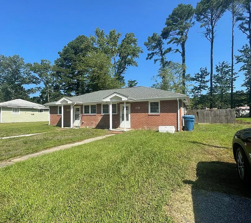 1140 Beautiful St