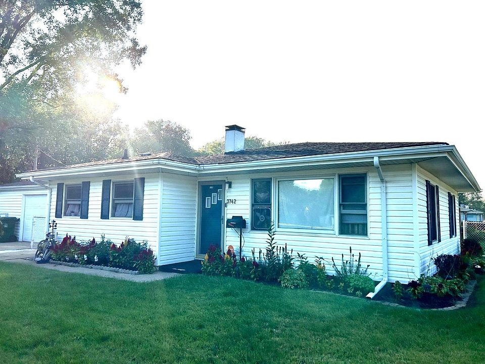 1st image of 3742 Nebraska Dr