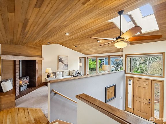 4th image of 24217 139th Avenue SE