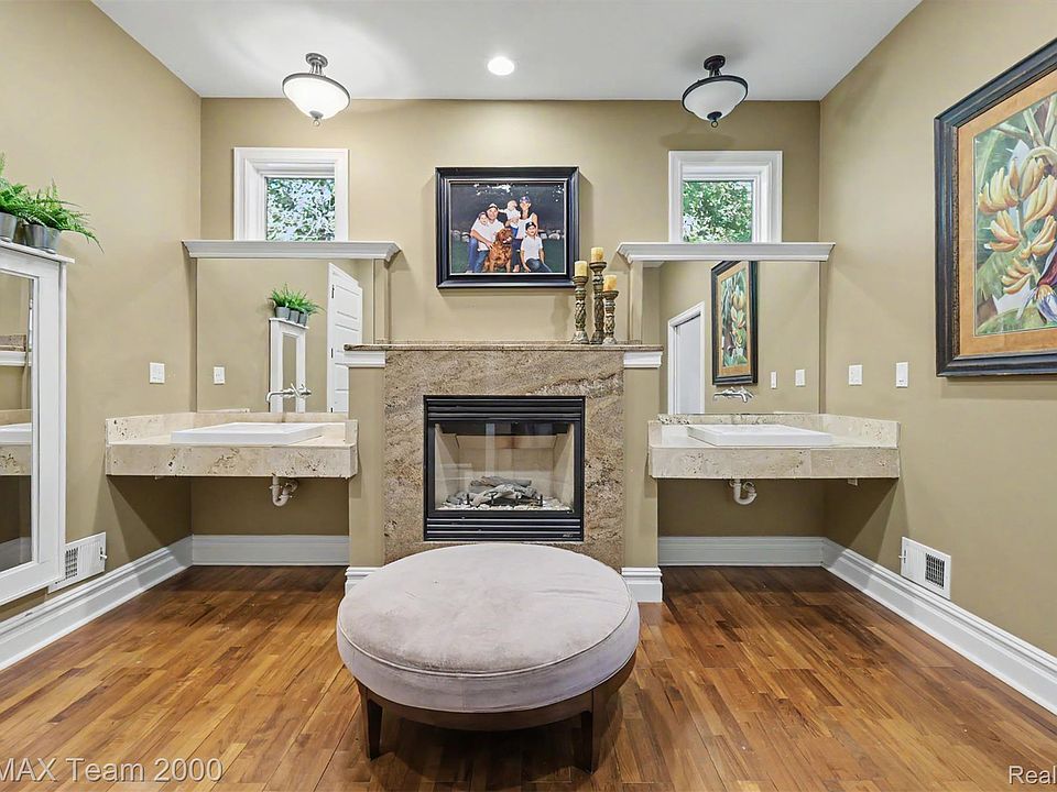22535 Pennsylvania Rd, photo 30