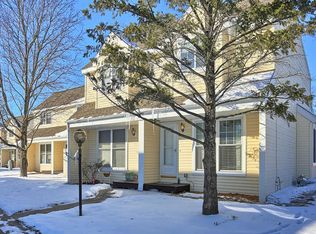 1107A Plymouth Dr, Champaign, IL