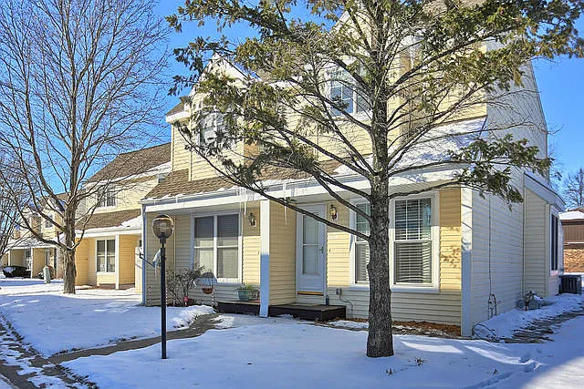 1107A Plymouth Dr photo 1