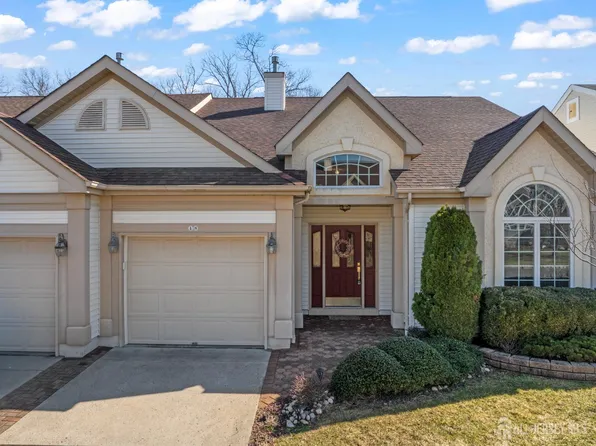 48 Stonewyck Pl, Monroe Township, NJ 08831