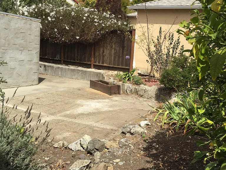 805 San Carlos Ave — Photo 44