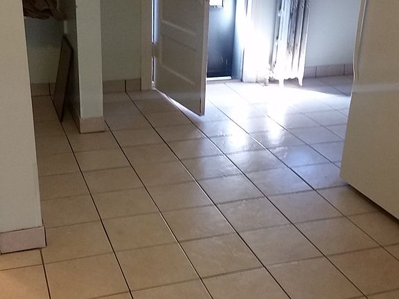 5th image of 4906 N Magnolia Ave APT 2W