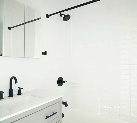 Rented by Grand & Co. | media 15