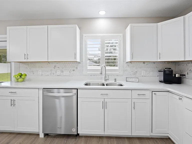 4510 SE 32nd Pl — Photo 12
