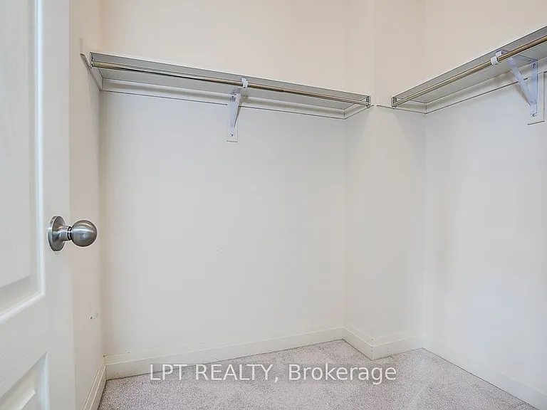 84 William Saville St — Photo 40