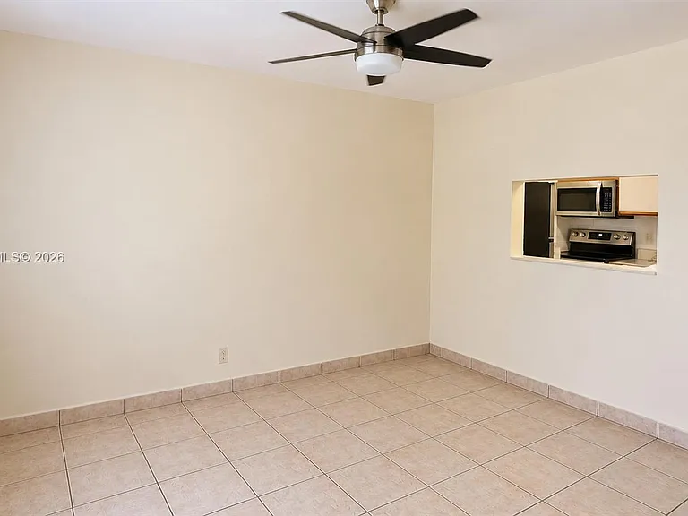 2917 Plunkett St #17C — Photo 5