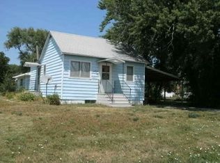 1212 Locust St, Arapahoe, NE 68922