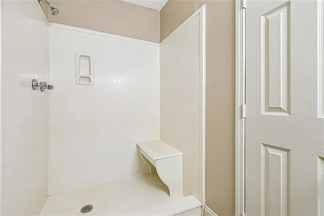 3611 Arizona Ave — Photo 11