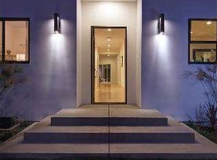 648 N Crescent Heights Blvd, Los Angeles, CA 90048