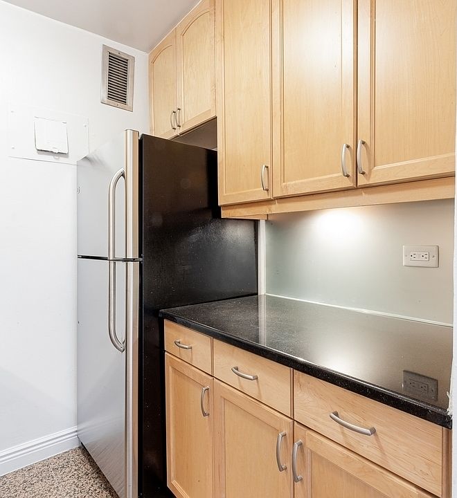 1st image of 201 E 87th St APT 22L