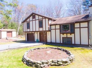 119 Ranger Rd, Greeley, PA 18425