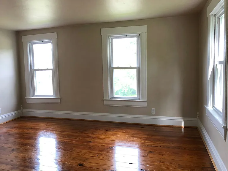Upstairs Bedroom 3