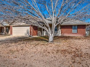 1516 Evans Dr, Mesquite, TX 75149