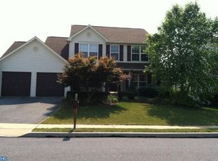 2414 John Henry Dr, Sinking Spring, PA 19608