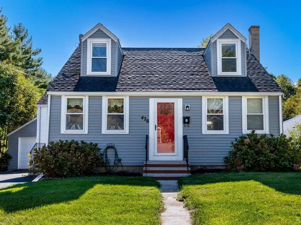 428 W Union St, East Bridgewater, MA 02333