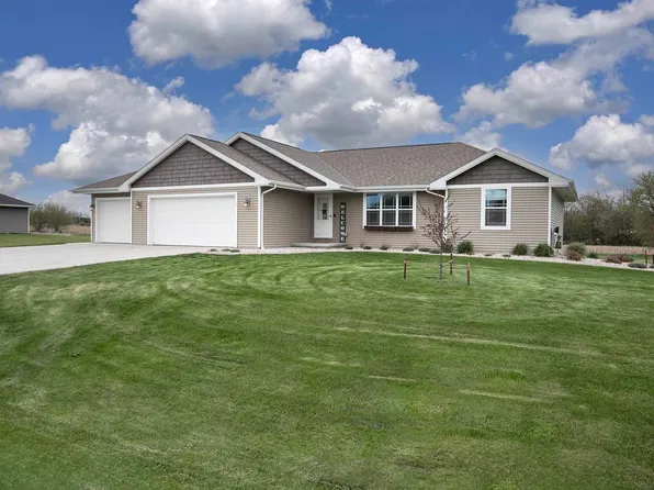 924 Aubrey Ln, Little Suamico, WI 54141