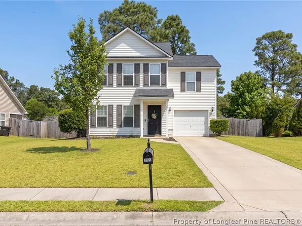 1920 Sir Michael Dr, Hope Mills, NC 28348