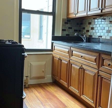 4th image of 37-27 28th St #23A