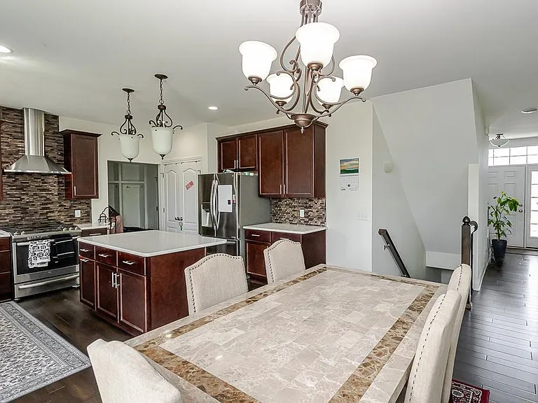 14825 Saddle Horn Dr — Photo 8