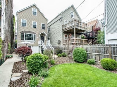 1824 N Wood St, Chicago, IL, 60622