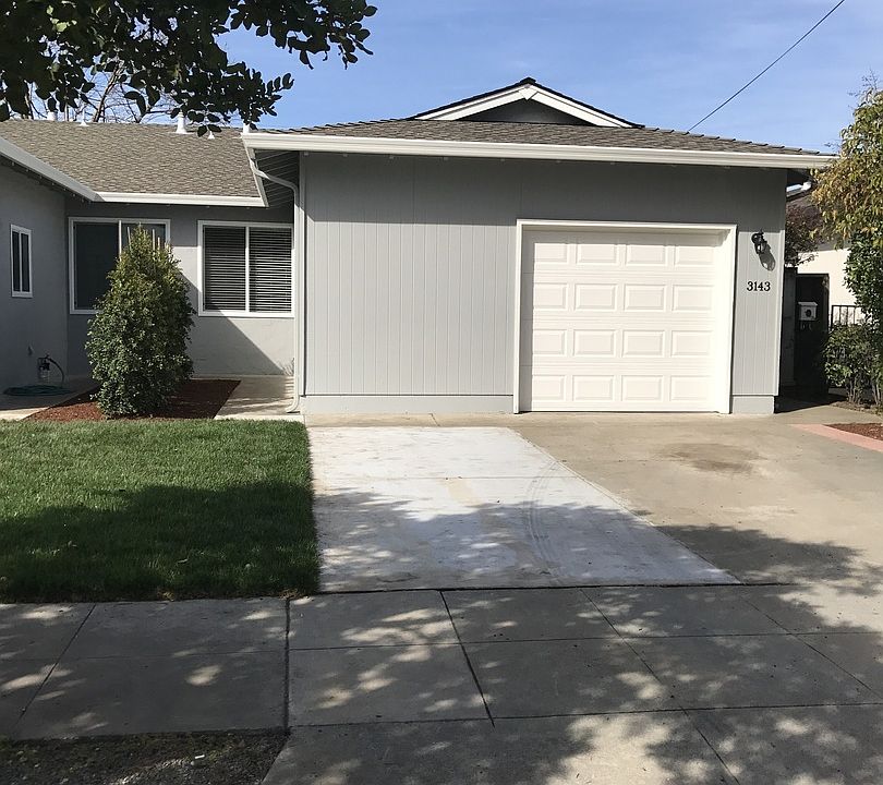 1st image of 3143 & 3145 Trinity Pl #3145