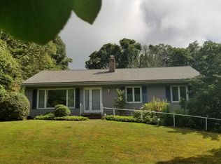 12 Olofson Dr, Cataumet, MA 02534