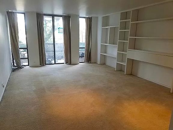 5th image of 1660 N Lasalle St #208