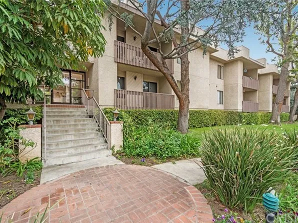 15215 Magnolia Blvd Unit 120, Sherman Oaks, CA 91403