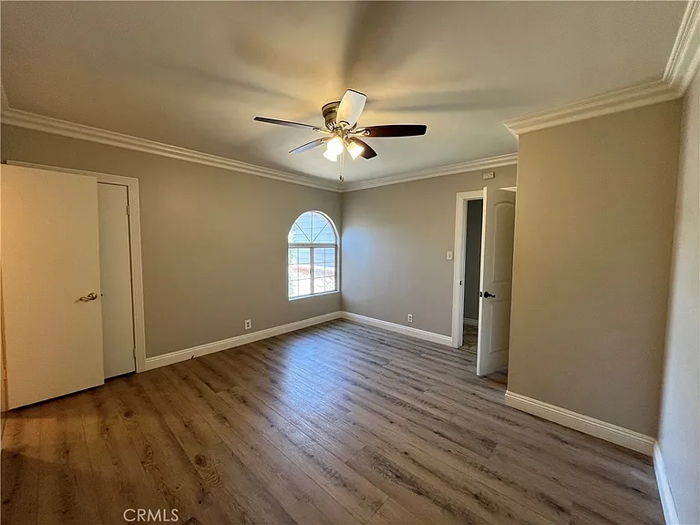 15358 Leadwell St — Photo 13