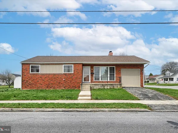 901 Baer Ave, Hanover, PA 17331