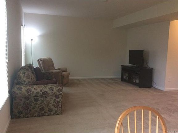 5th image of 300 Taylor Farm Ln