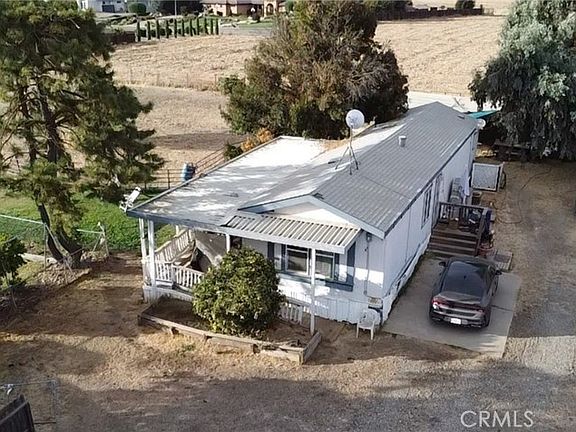 3rd image of 2232 E Bellevue Rd