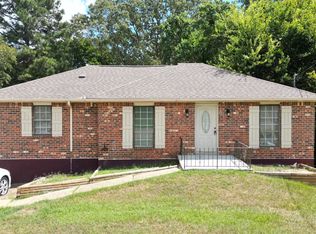 216 Woodvale Rd, Prattville, AL 36067