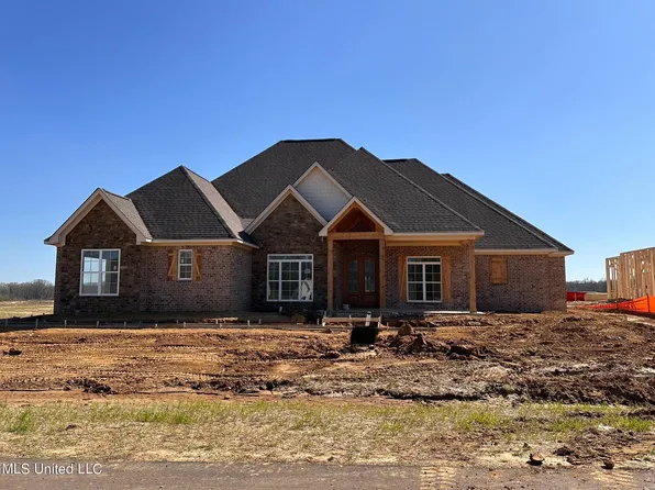 4309 Brooke Dr, Nesbit, MS 38651