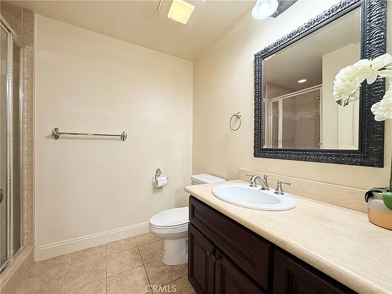 2454 Oswego — Photo 10