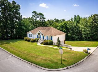 6376 Pringle Dr, Ooltewah, TN 37363