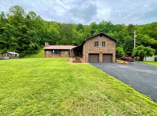 414 Little Robinson Crk, Virgie, KY 41572