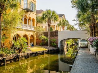 19 Krier Ln, Mount Pleasant, SC 29464