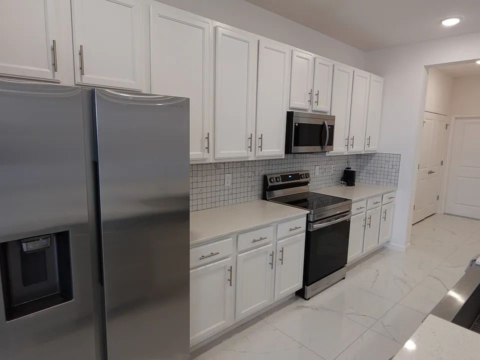 3800 Sonoma Blvd #10