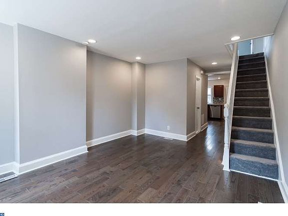 3rd image of 435 Sigel St