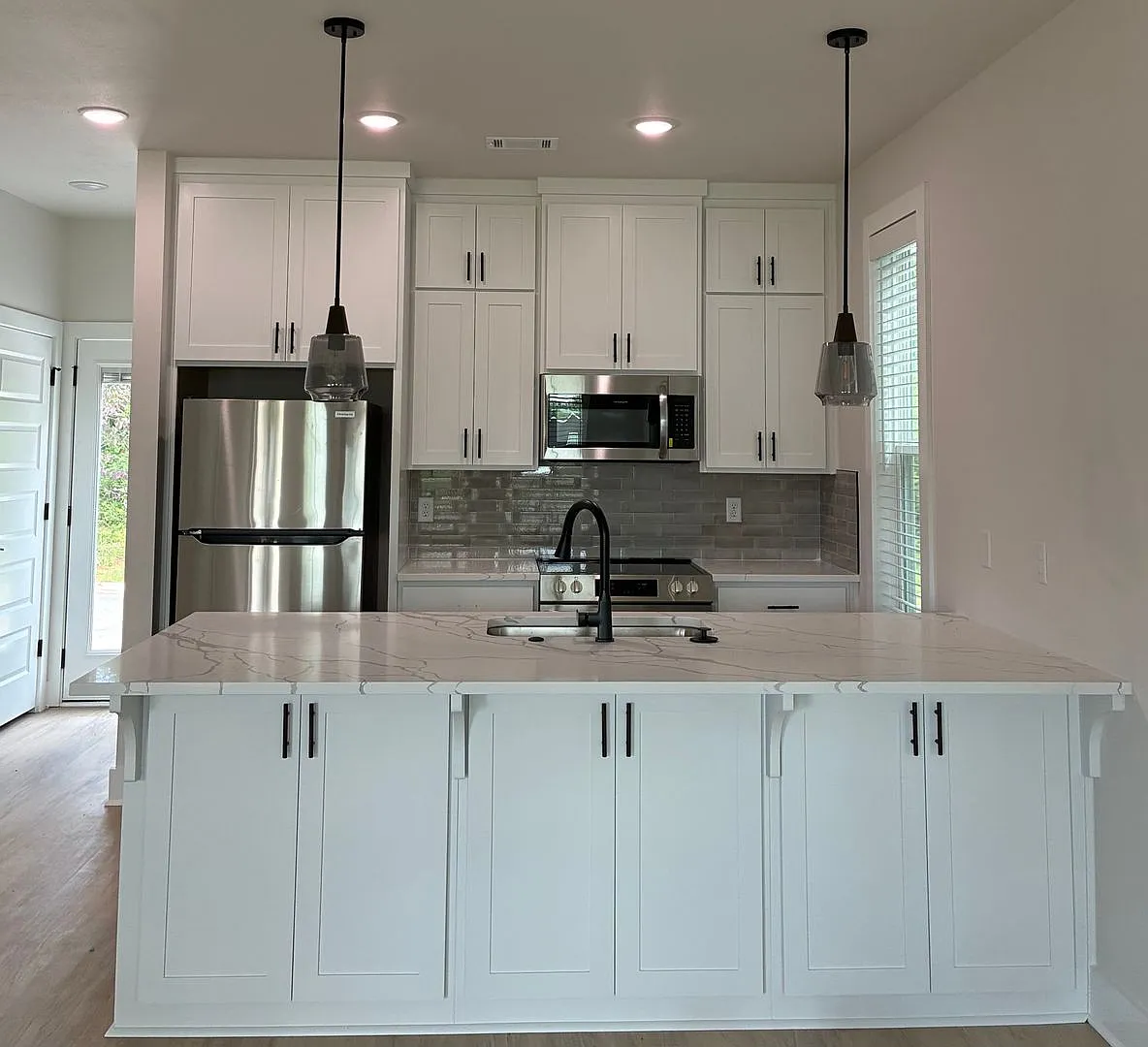 Duncan Townhomes — Photo 4